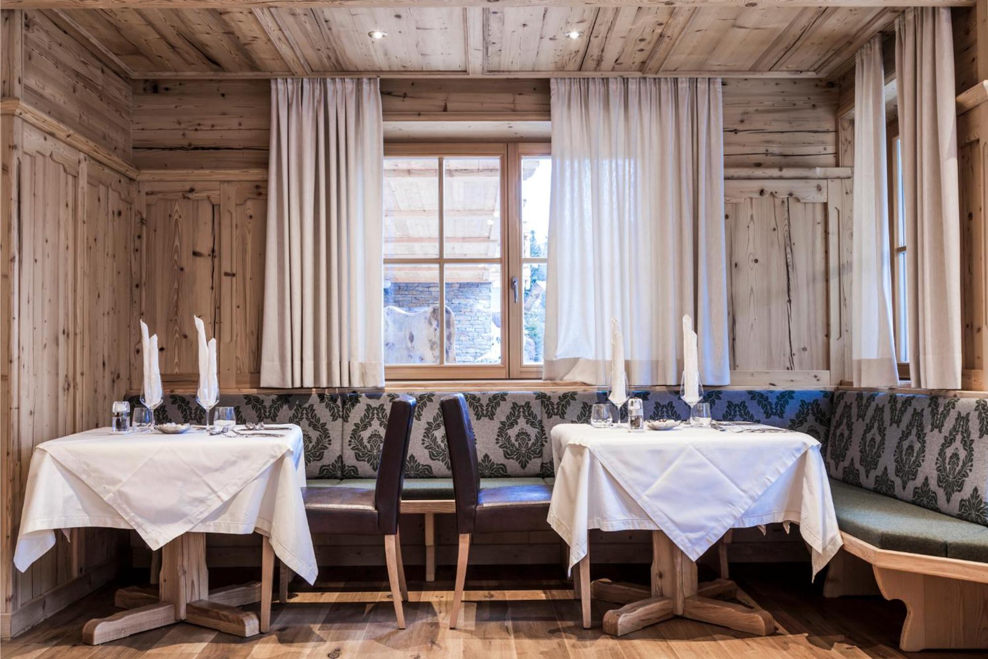 Dorfhotel Beludei Santa Cristina Val Gardena Esterno foto