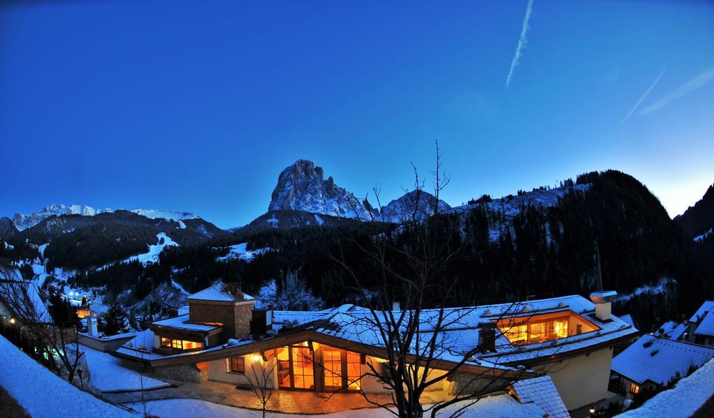Dorfhotel Beludei Santa Cristina Val Gardena Esterno foto